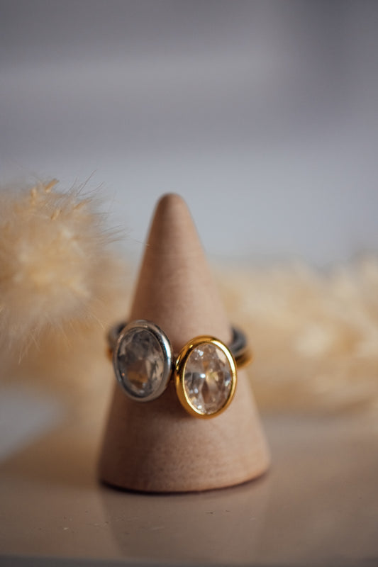 Zorya Oval Stone Dainty Ring - Stainless Steel Hypoallergenic