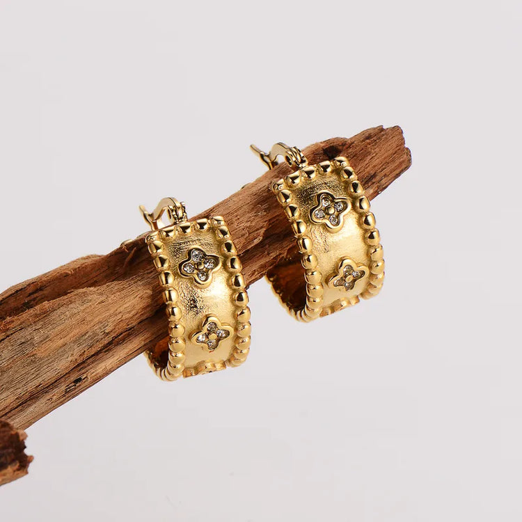 Auri Clover Hoop Gold Earrings