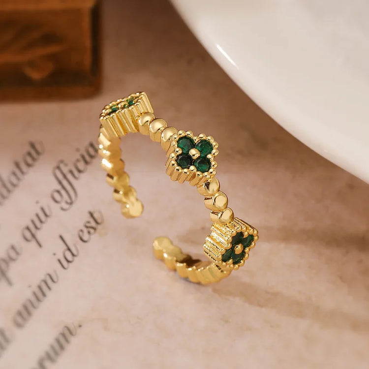 Rave Clover Open Size Ring