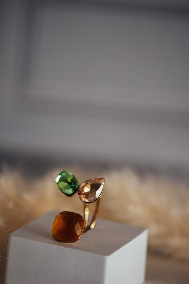 Nivara Triple Stone Open Size Ring