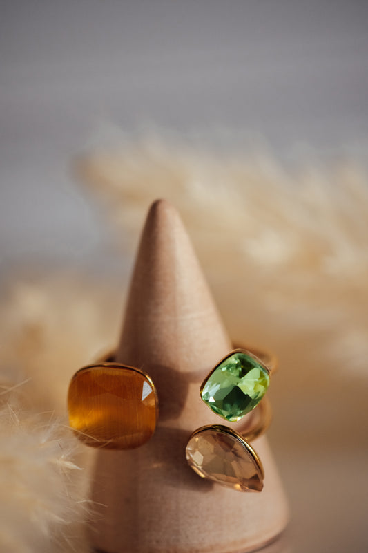 Nivara Triple Stone Open Size Ring