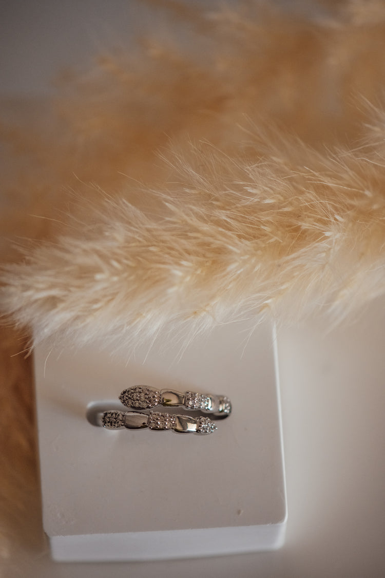 Leyva Open Size Dainty Snake Ring