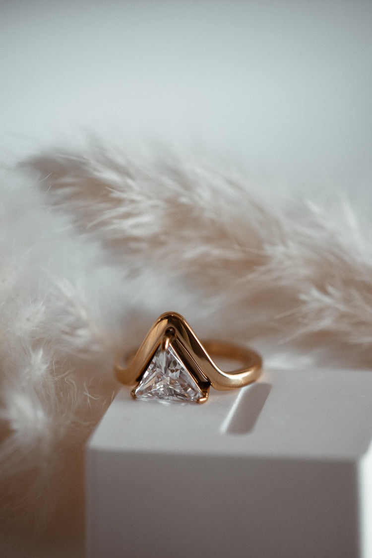 Astryn Triangular Stone Gold Ring - Non-Tarnish Hypoallergenic