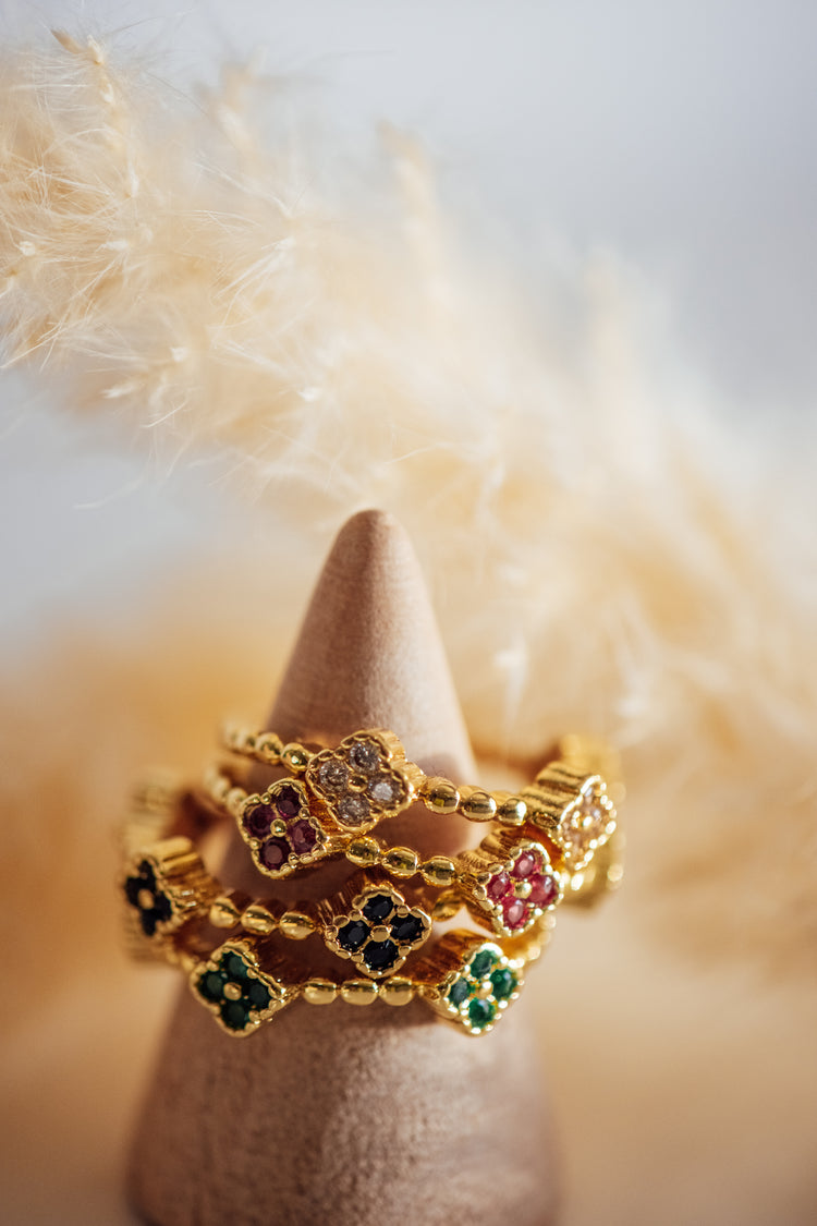 Rave Clover Open Size Ring