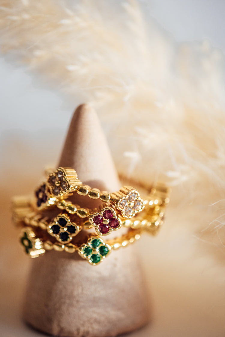 Rave Clover Open Size Ring