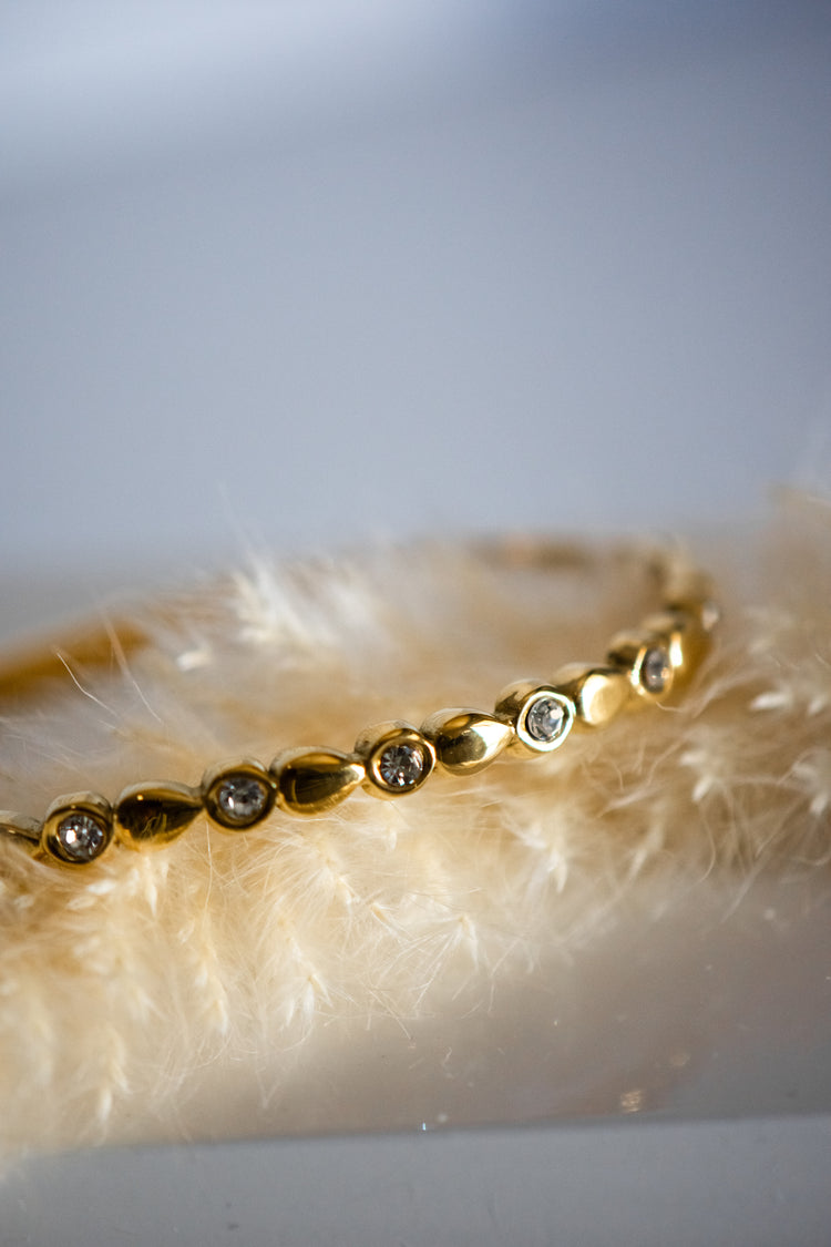 Averne Waterdrop Rhinestone Gold Bangle - Non-Tarnish Jewelry
