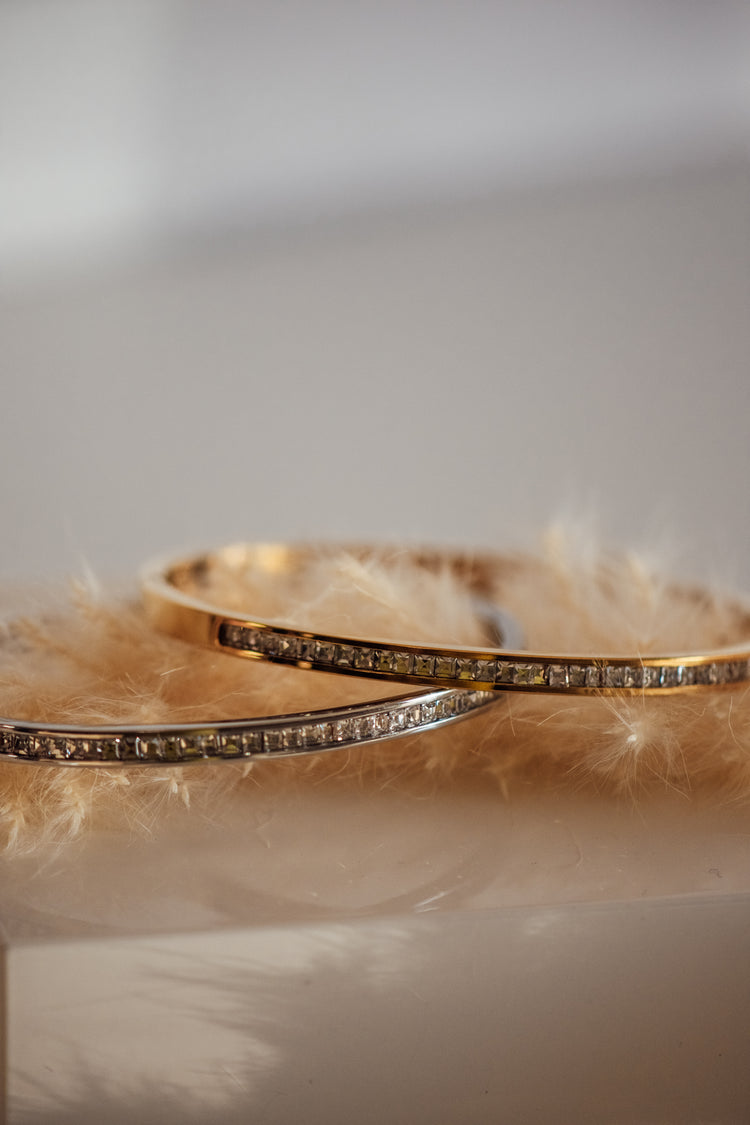 Novelle Rhinestones Bangle in Gold & Silver - Non-Tarnish Jewelry