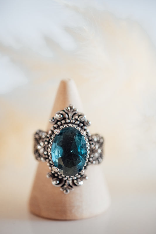 Cyrene Vintage Sapphire Silver Ring