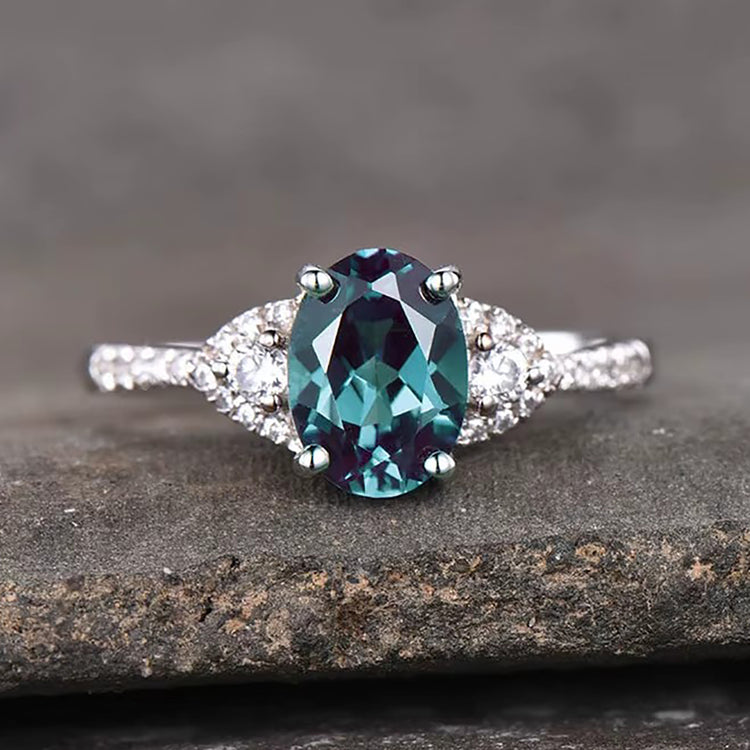 Solen Oval Blue Zirconia Stone Silver Ring