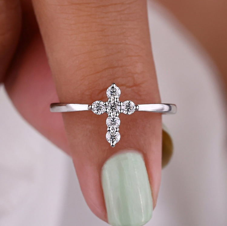 Vivra Cross Sterling Silver Ring