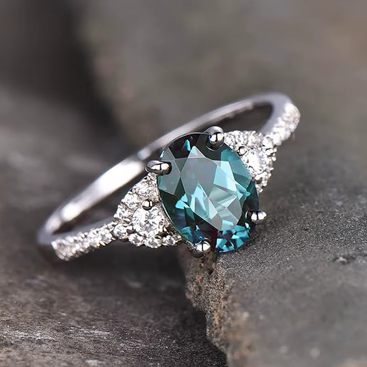 Solen Oval Blue Zirconia Stone Silver Ring