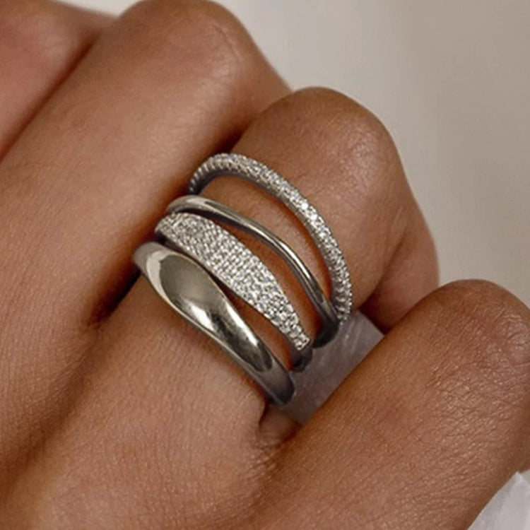 Auryn 4PC Dainty Ring Band Set - Gold or Silver