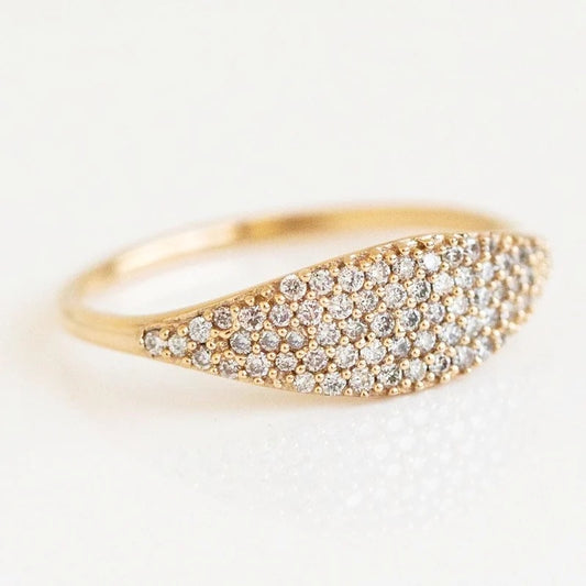 Selis Pave Diamond Gold Ring Band