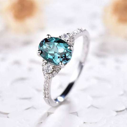 Solen Oval Blue Zirconia Stone Silver Ring
