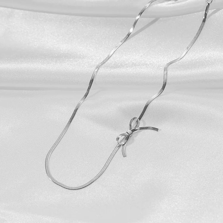Presley Bow Knot Snake Chain Necklace