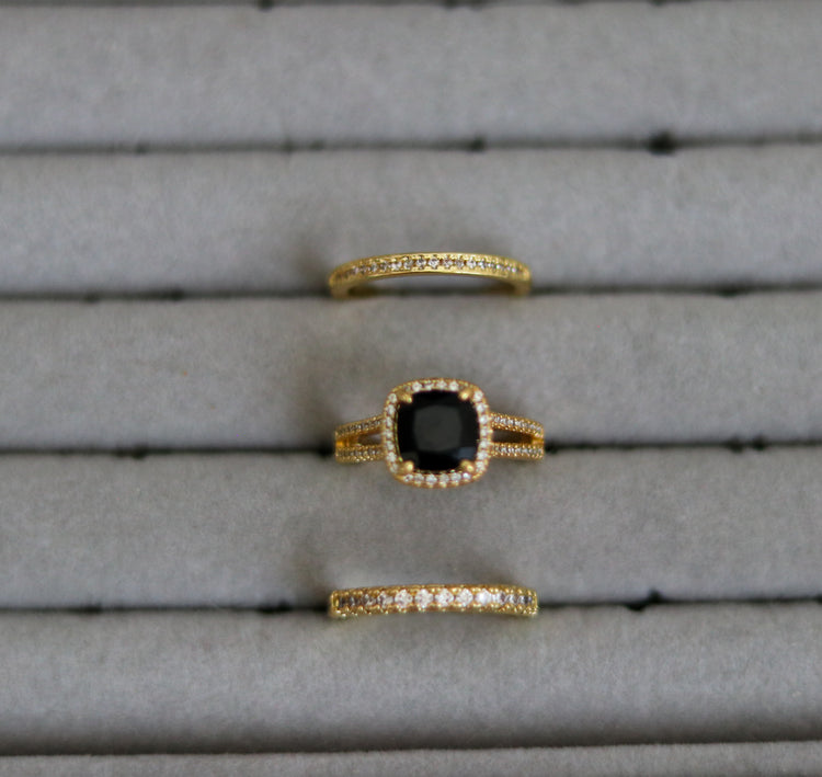 Risa Black Stone 3PC Gold Ring Set
