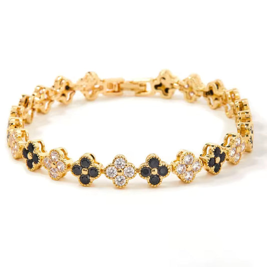 Stella Clover Gold Bracelet
