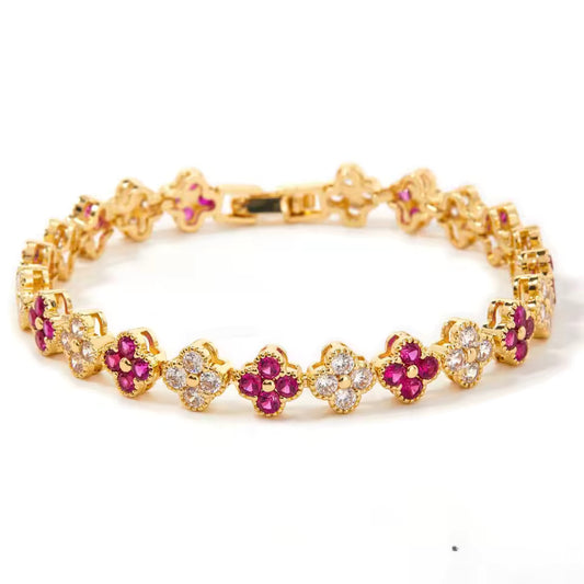 Stella Clover Gold Bracelet