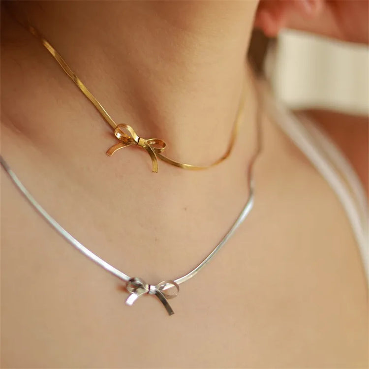 Presley Bow Knot Snake Chain Necklace