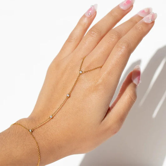 Layla Gold Hand Chain