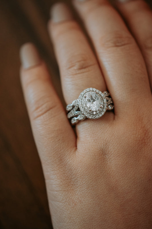 Adalind Oval Sterling Silver Ring Set