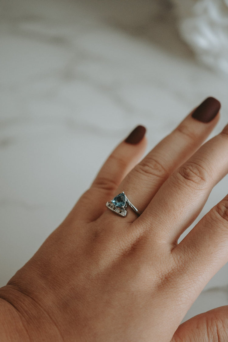 Court Triangle Tourmaline Gem Sterling Silver Ring