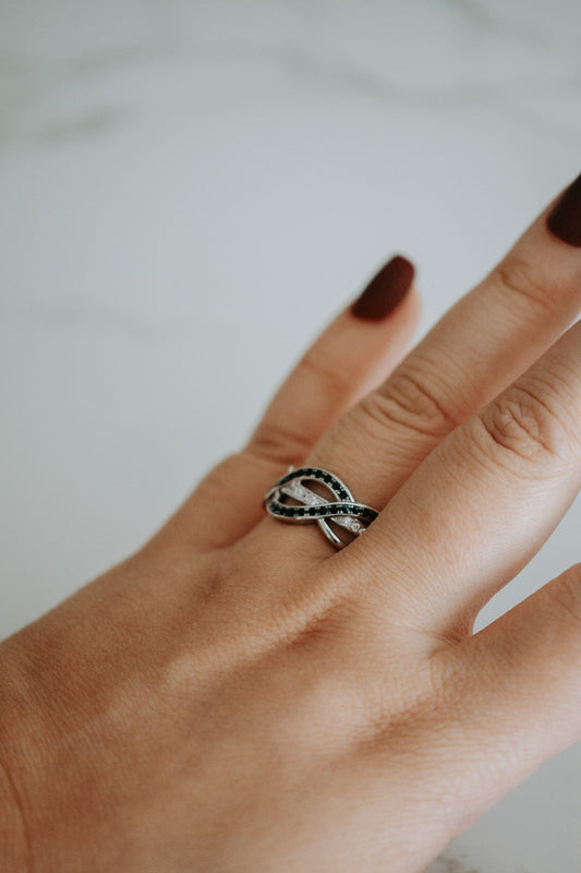 Leila Infinity Black Gems Sterling Silver Band