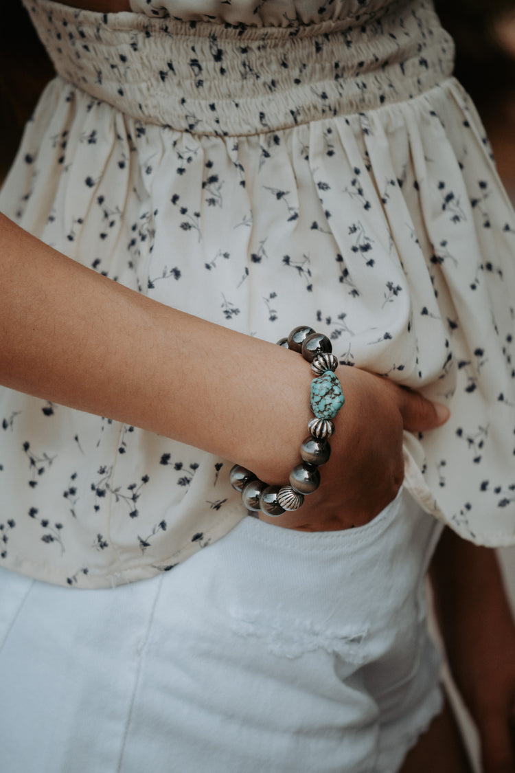 Turquoise Stone Navajo Beads Bracelet