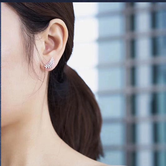 Jill Leafy Stud Earring