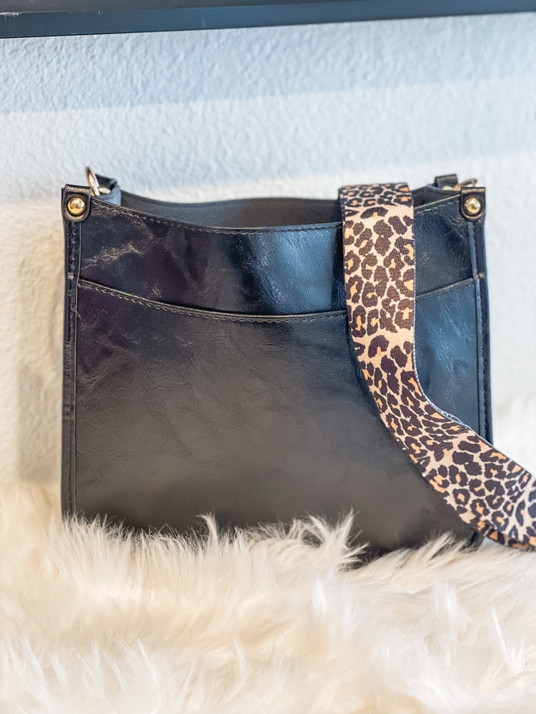 Leia - PU Vegan Leather Sling Crossbody Purse