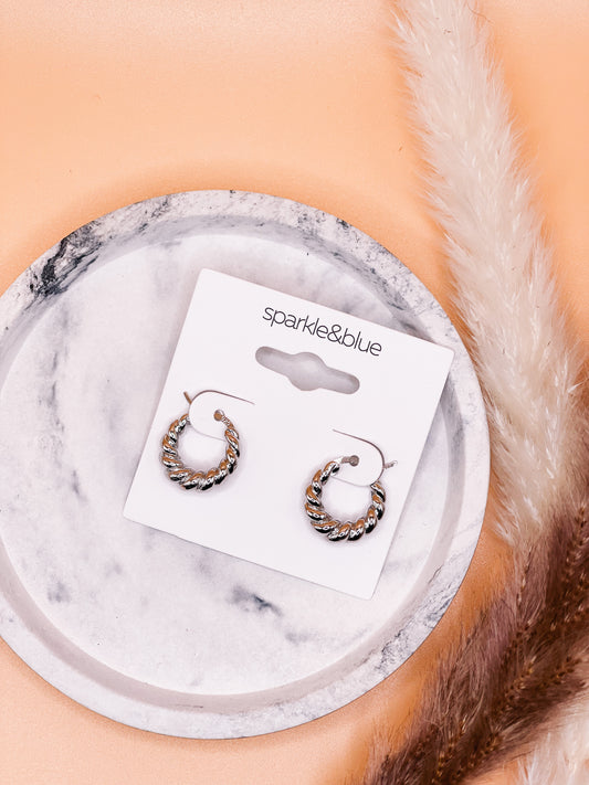 Alcina Coiled Huggie Earring