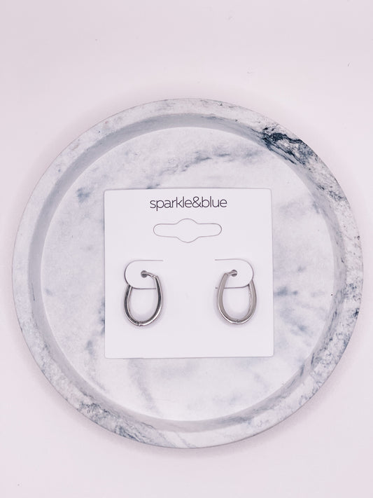 Vanny Huggie Earrings