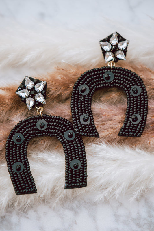 Buggy Beaded Horse Shoe Earring in Black