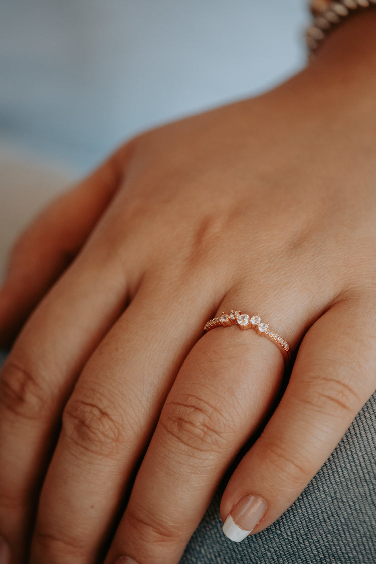 Durham Dainty Stones Sterling Band Silver Ring