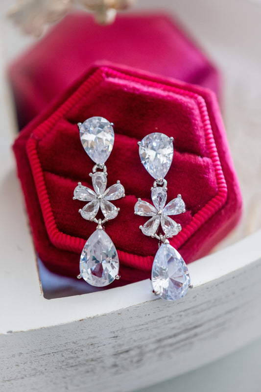Kirsty Tear Drop Silver Earring