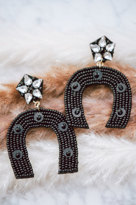 Buggy Beaded Horse Shoe Earring in Black