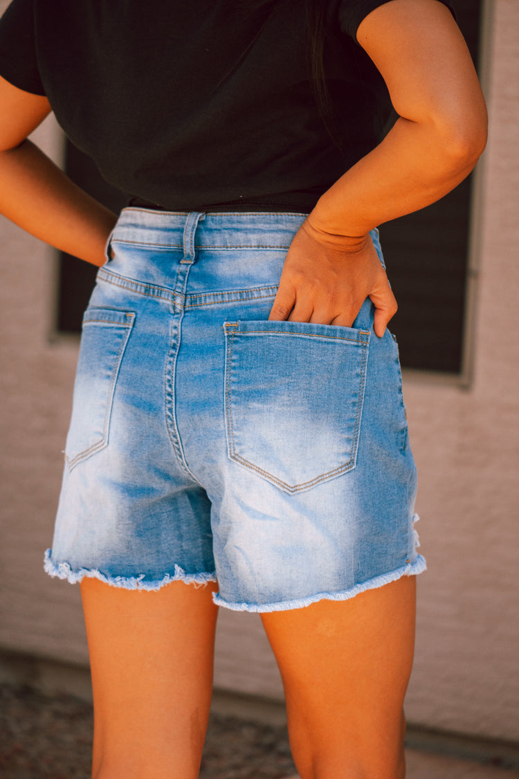 Leslie Frayed Hem Denim Shorts