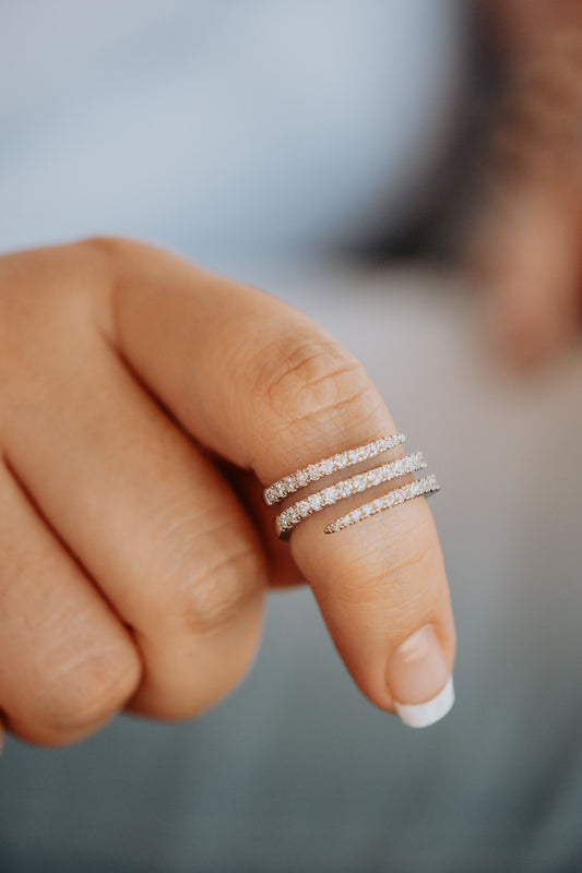 Atkins Twist 925 Silver Ring Cubic Zirconia