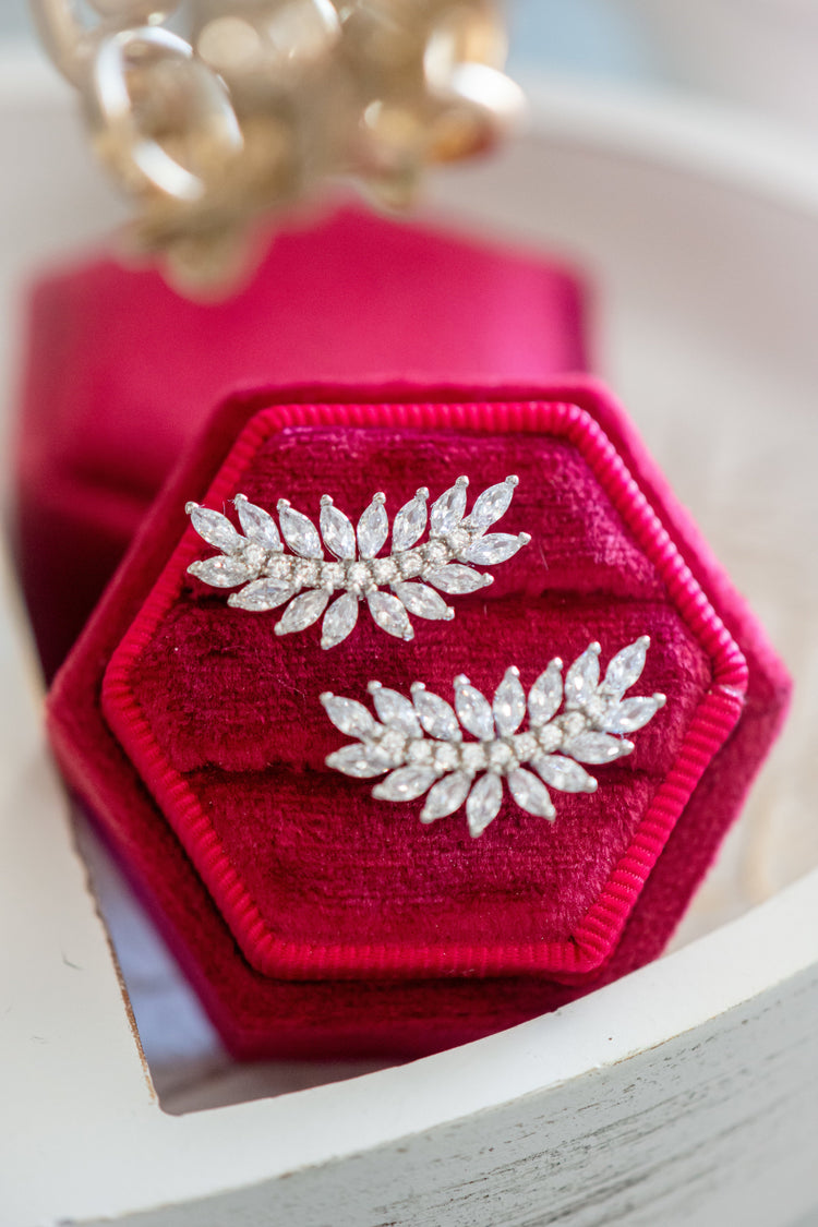 Jill Leafy Stud Earring