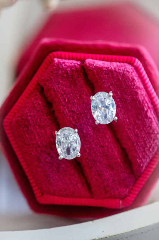 Olie Oval S925 Stud Dainty Earrings