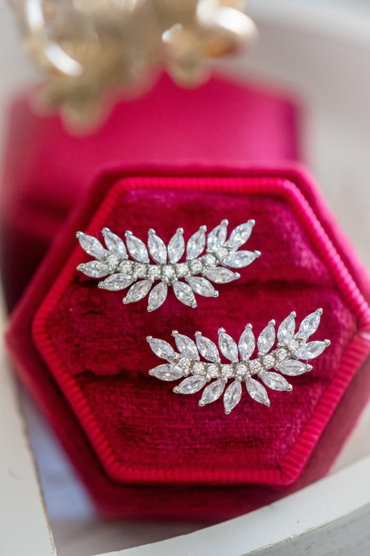 Jill Leafy Stud Earring