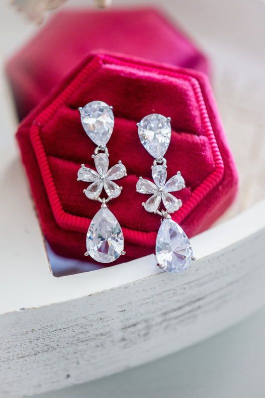 Kirsty Tear Drop Silver Earring