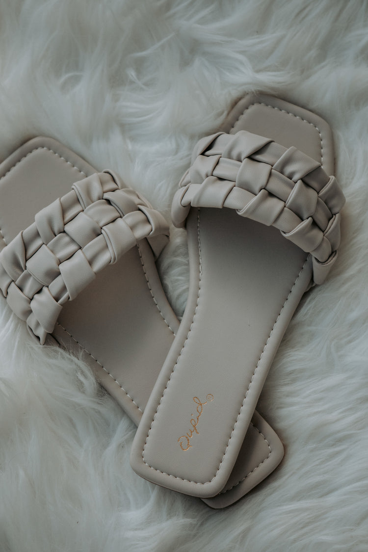 Lizzie One Band Braided Slides