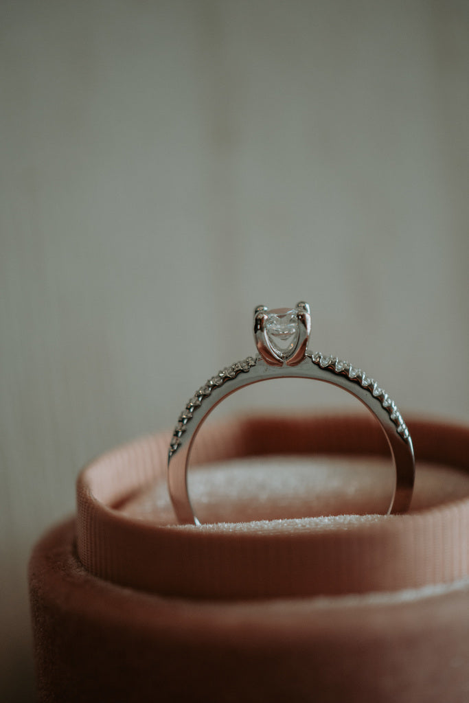 Jora Dainty Princess Cut Sterling Silver Ring Rhodium Plating