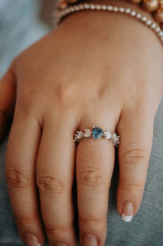 Oliver Sapphire Heart Silver Ring